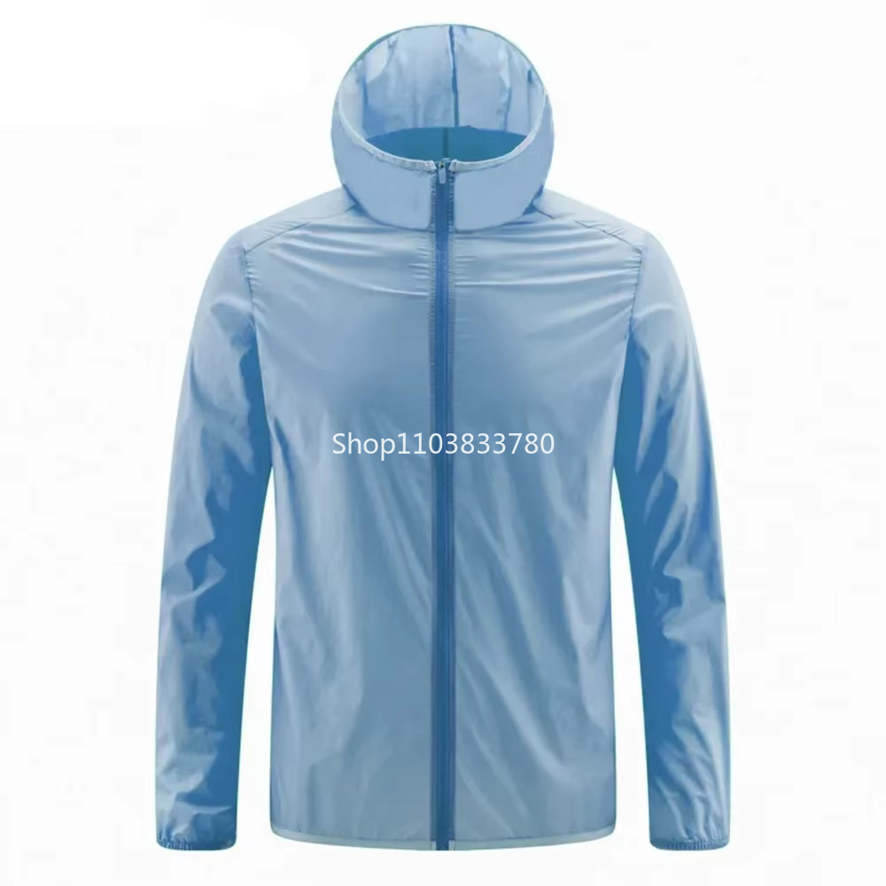 Męska kurtka z kapturem chroni – Reflective Running Jacket recenzja i cena